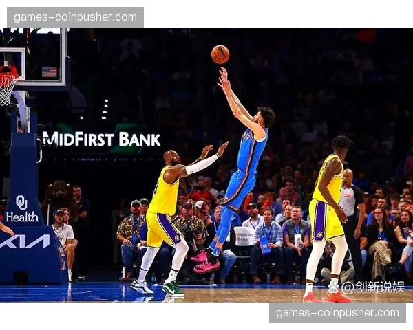 霍姆格伦场均3.1盖帽筑起内线屏障,协防范围成雷霆防守核心 霍姆格伦场均3.1盖帽筑起内线屏障,协防范围成雷霆防守核心